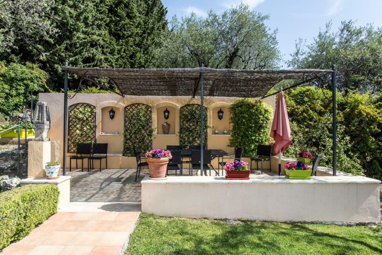 Mas Du Roc Bed & Breakfast Grasse Exterior photo